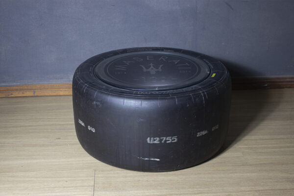 Mesa de Vidro Maserati para decoração - Ele Vai Pra Escola - Image 5